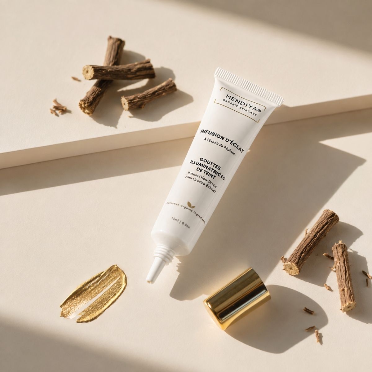 Texture d'Infusion d'Éclat, illuminateur naturel bio Hendiya® à la réglisse